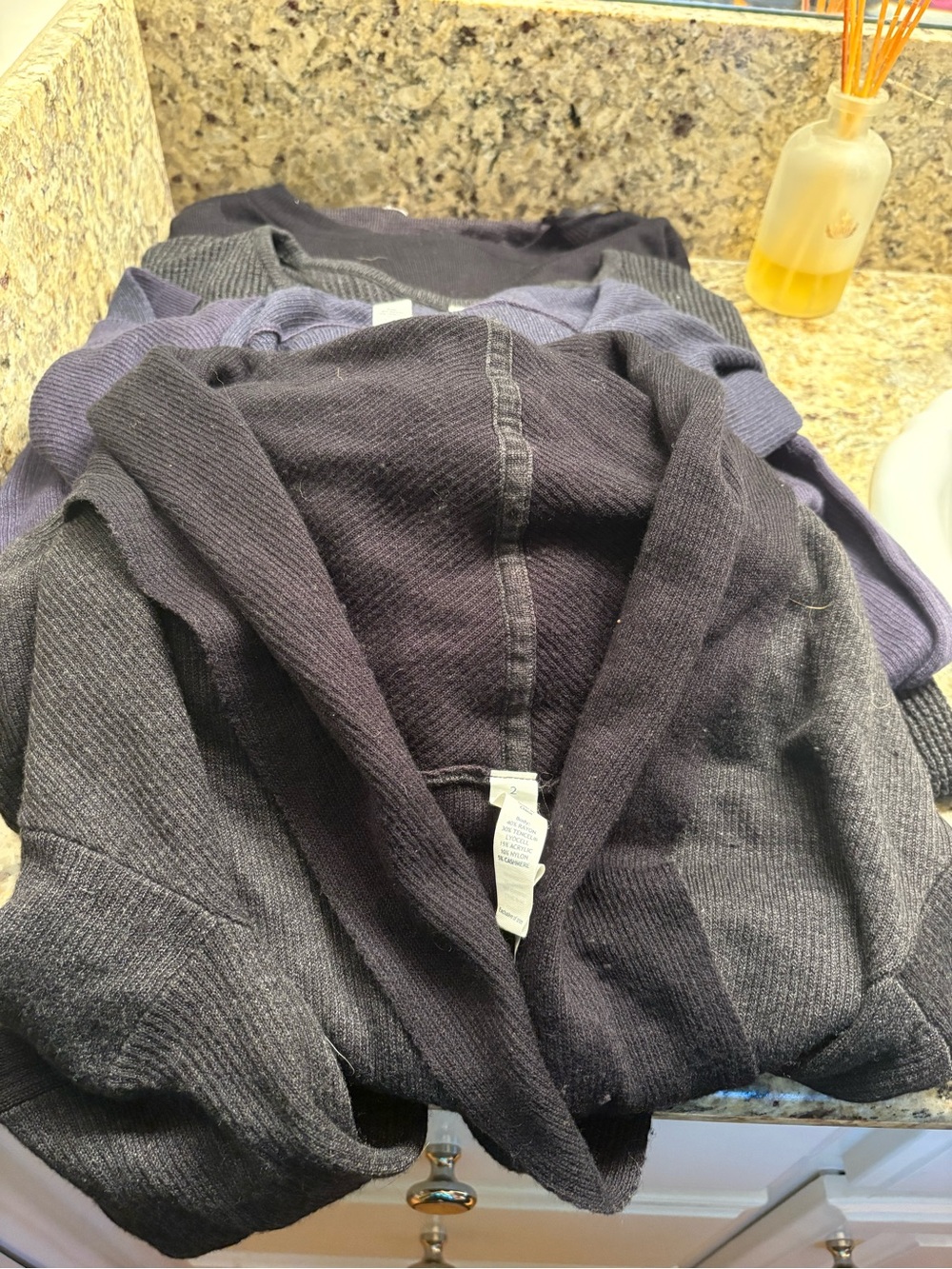 Lululemon cashmere sweater lot Sweater - xs / 2-4 Black and Charcoal navy